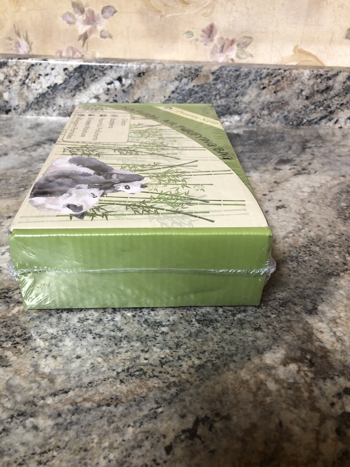 New Sealed Dreamy Scent Natural Air Putifying Bags Set Of 5 100g Each
