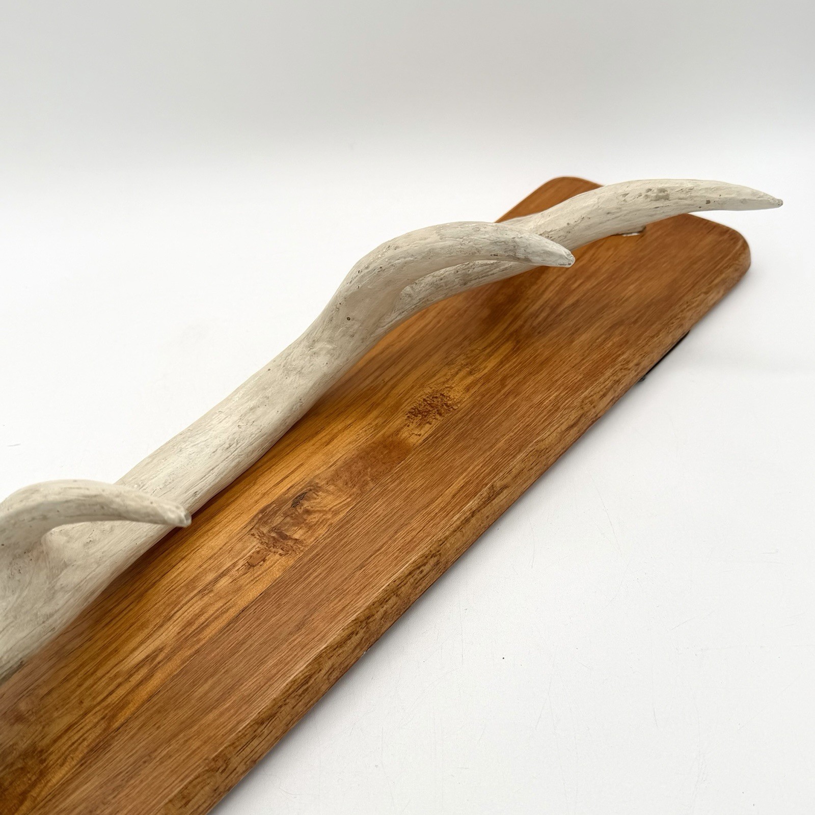 Rustic White Tail Deer Antler Wall Mounted Coat Hat Rack On Wood 17.5 X 4 Inch