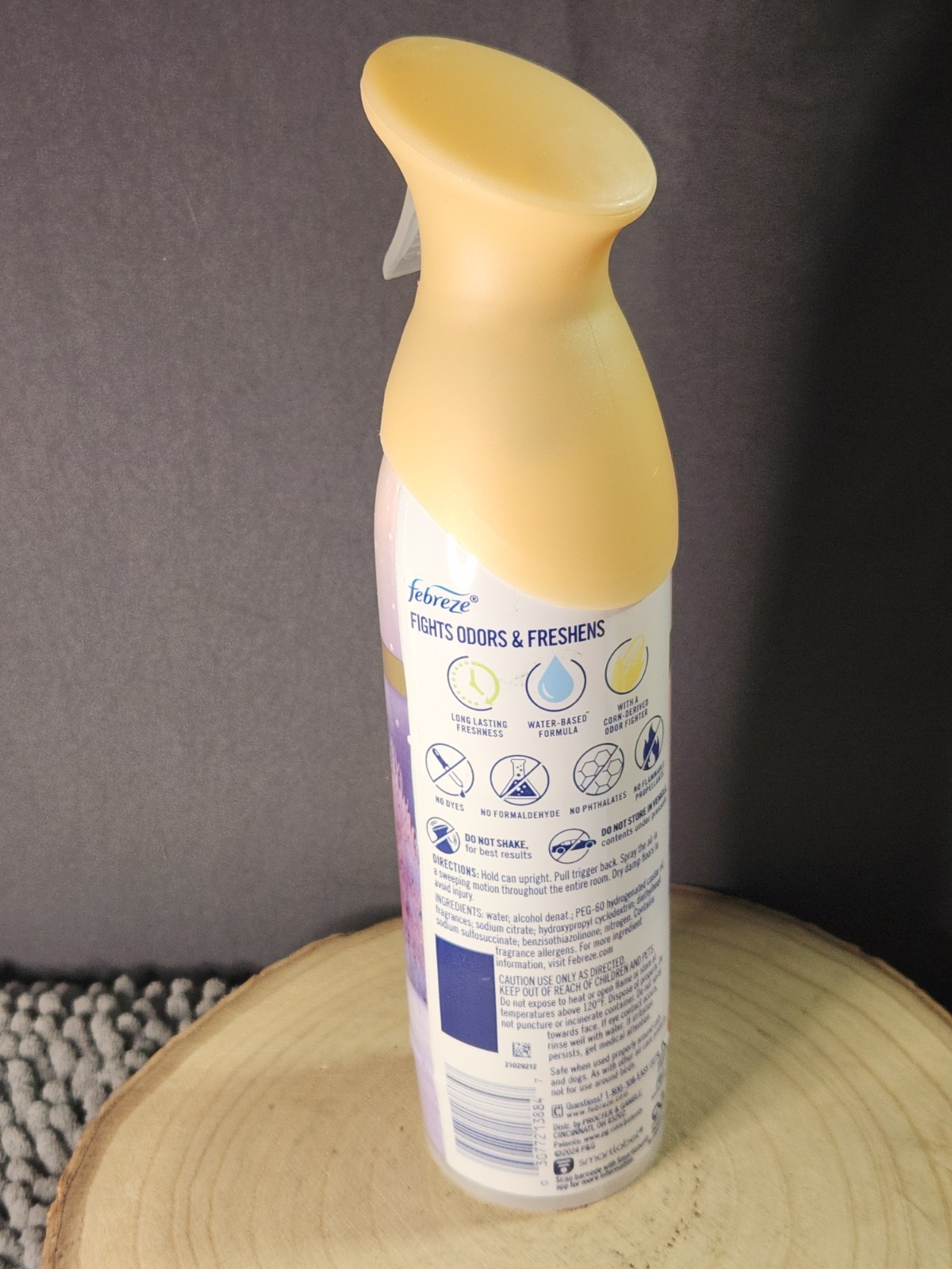 Febreze Luxe Air Cuddle Weather Freshener Spray Chai Tea Lmtd. Ed. 8.8 Oz- NEW