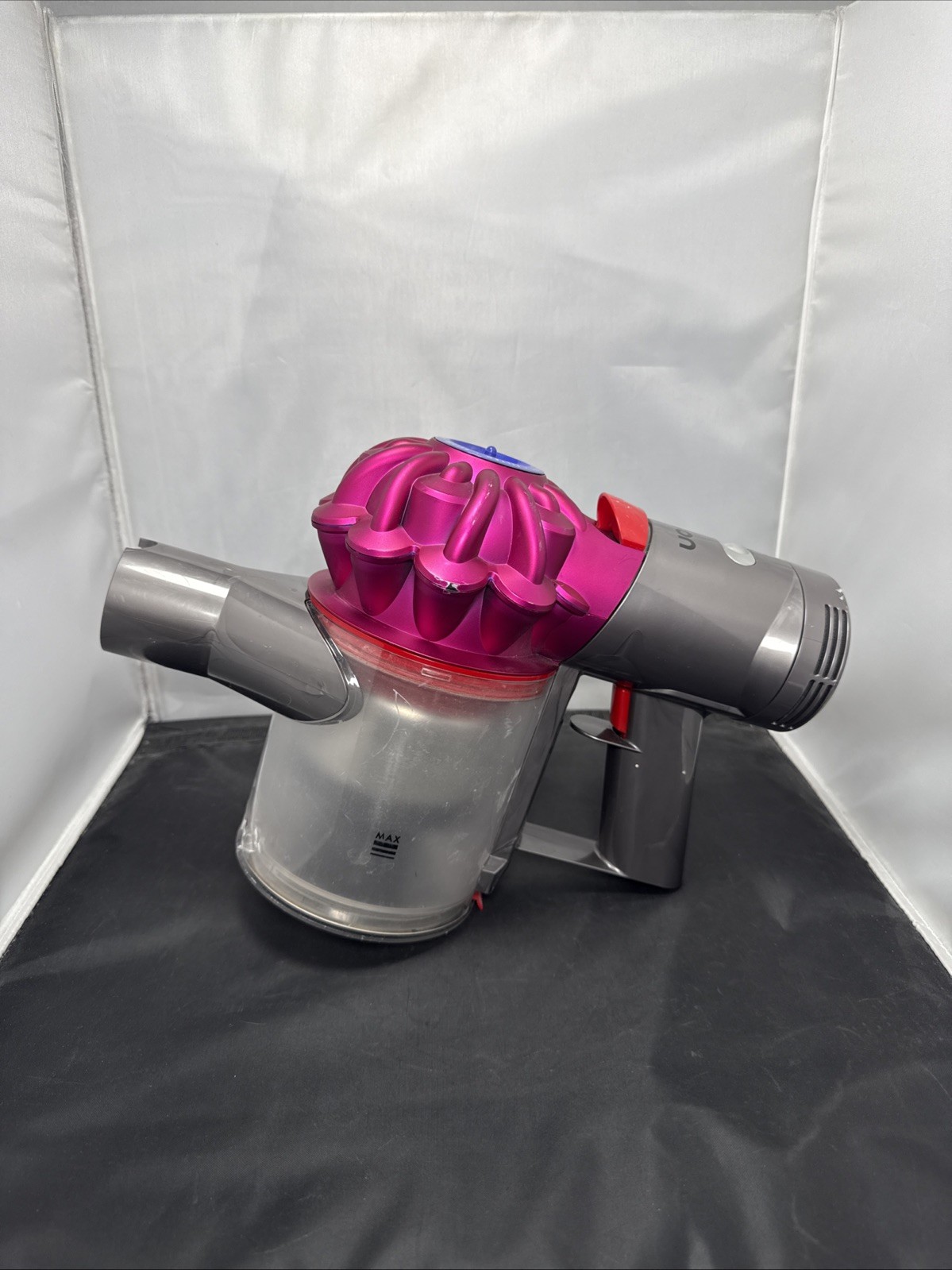 Dyson V7 Trigger Handheld Cordless Vacuum Tested Working No Battery
