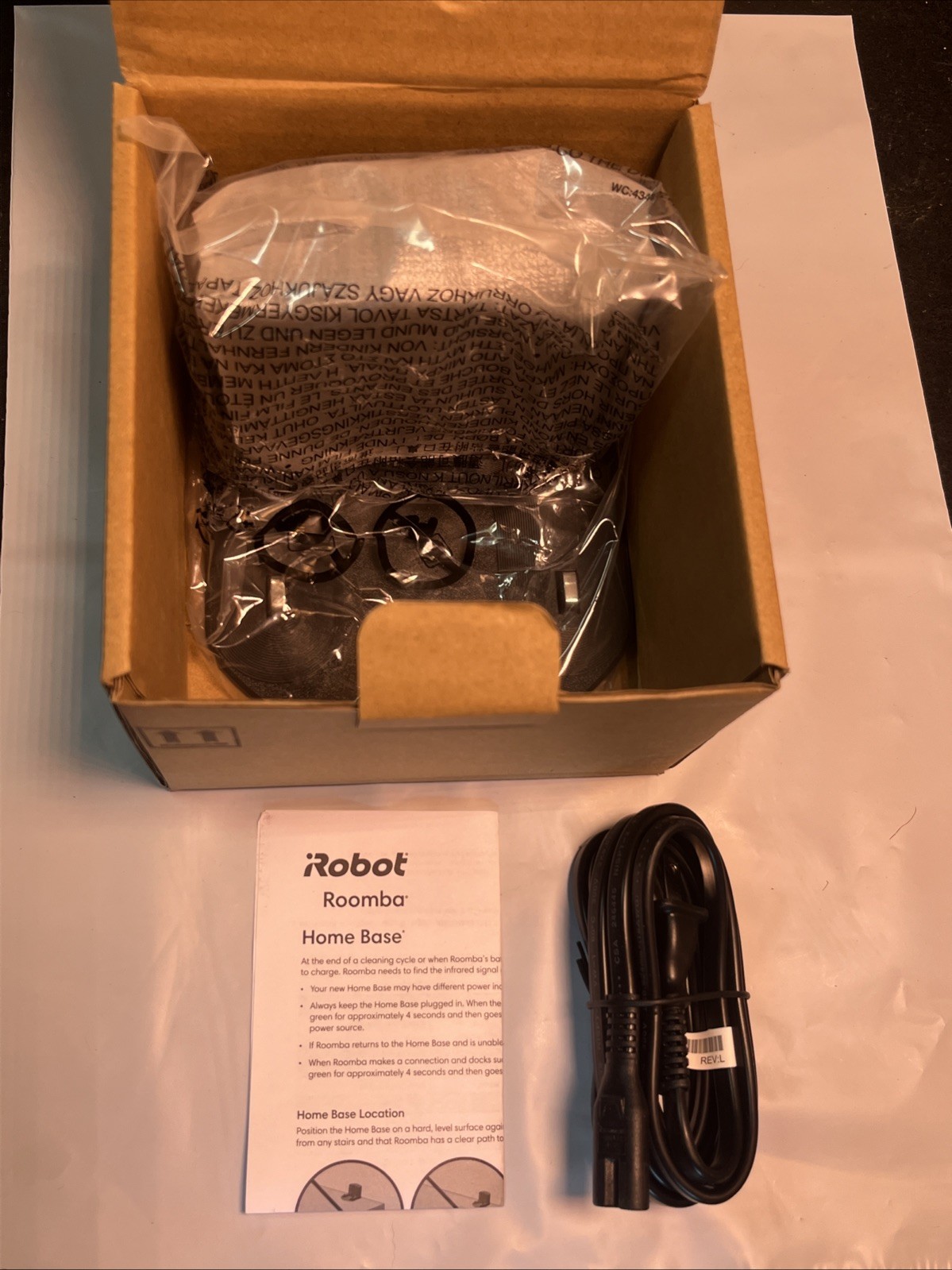 New In Box Roomba Home Base Charging Dock Charger for e i 600 700 800 900 Series
