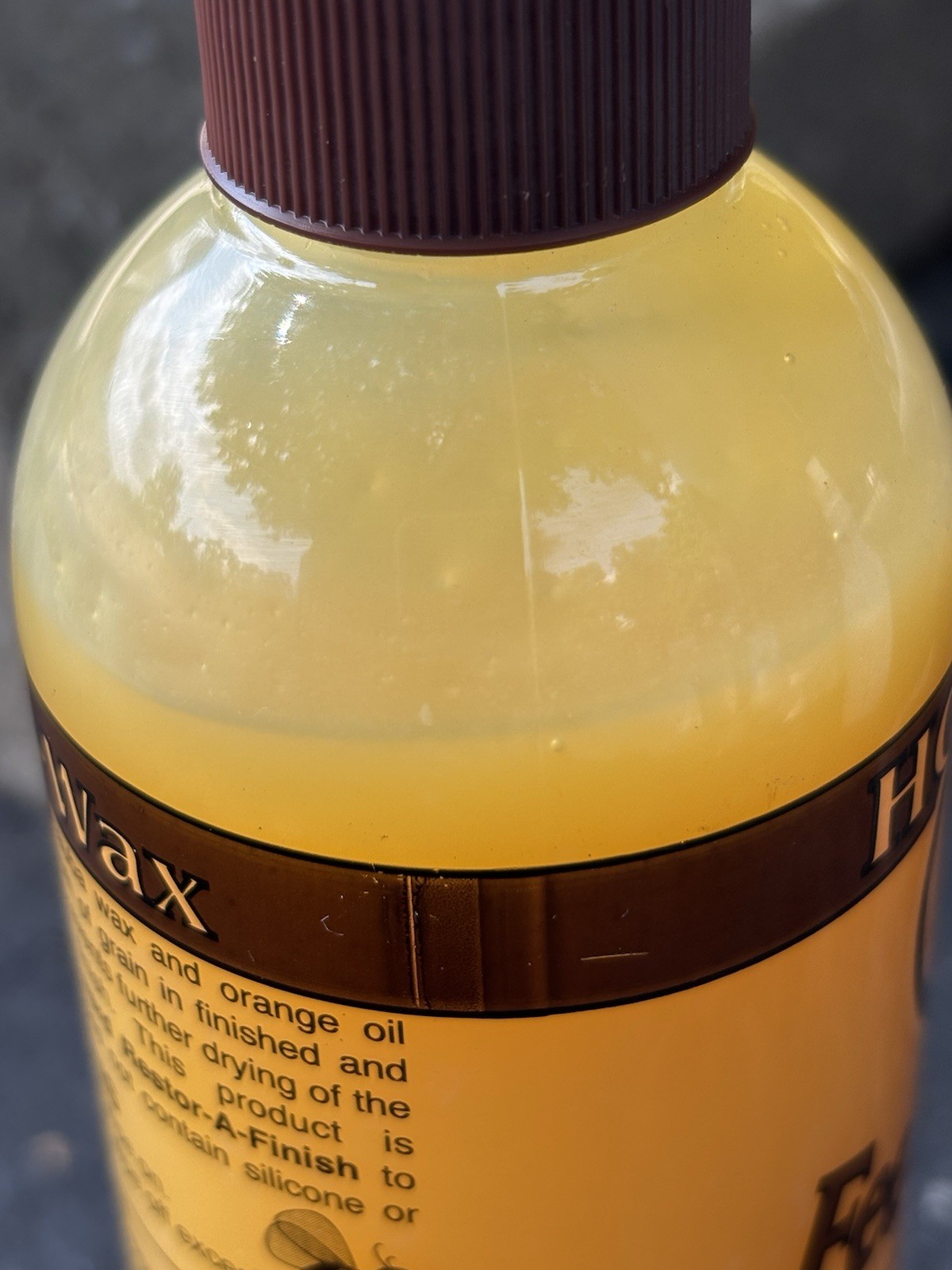 Howard Feed and Wax Wood Polish and Conditioner 16 oz.