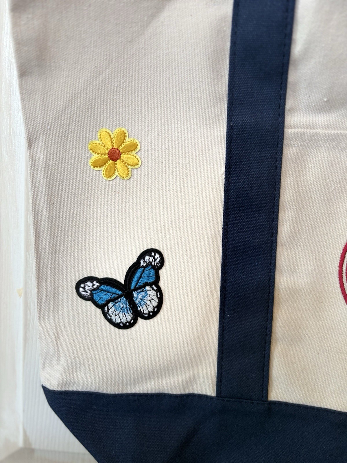 Trader Joe’s Embroidery Special 4 Butterflies 4 Flowers Large Eco Shopping Bag