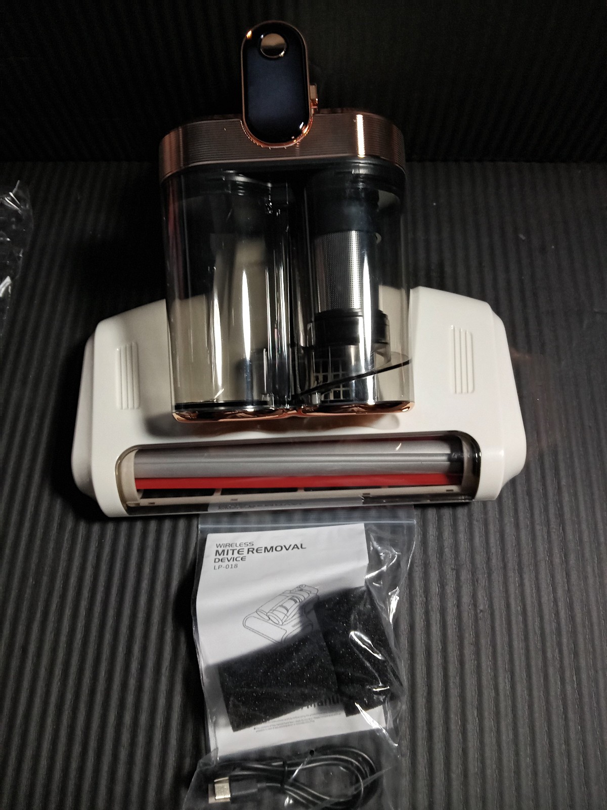 Wireless Mite Removal Device w/ Strong Suction 13000Pa (LP-018)
