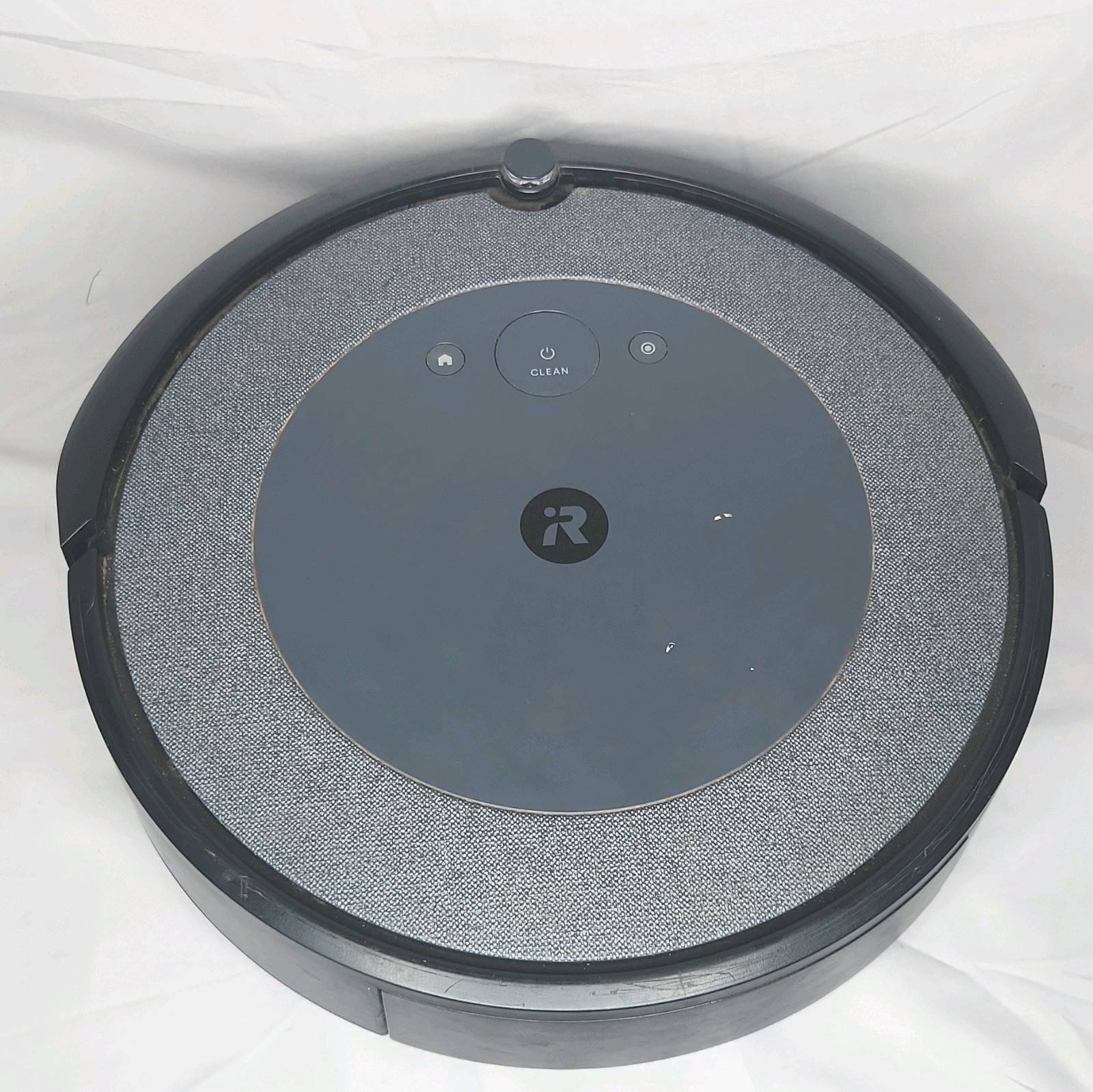 iRobot Roomba i3 Wi-Fi Robot Vacuum Cleaner w/ Charging Dock Tested Working