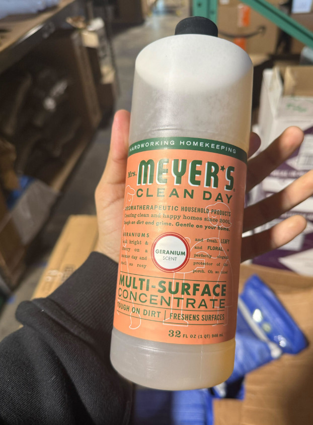 MRS. MEYERS CLEAN DAY Multi-Surface Cleaner Concentrate, Use to Clean Floors,