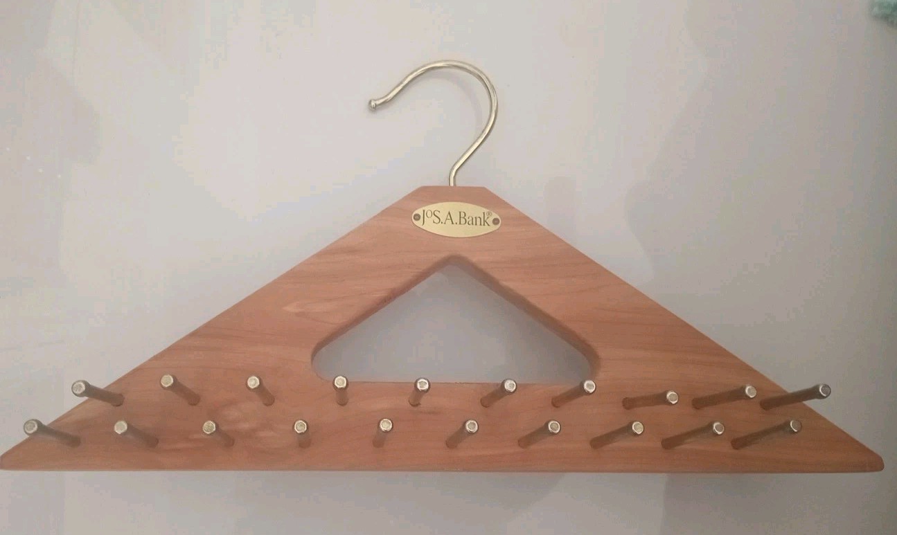 JOS. A. BANK Cedar Tie Rack Mens 2 Sided 40 Brass Pins Closet Storage Tie Hanger