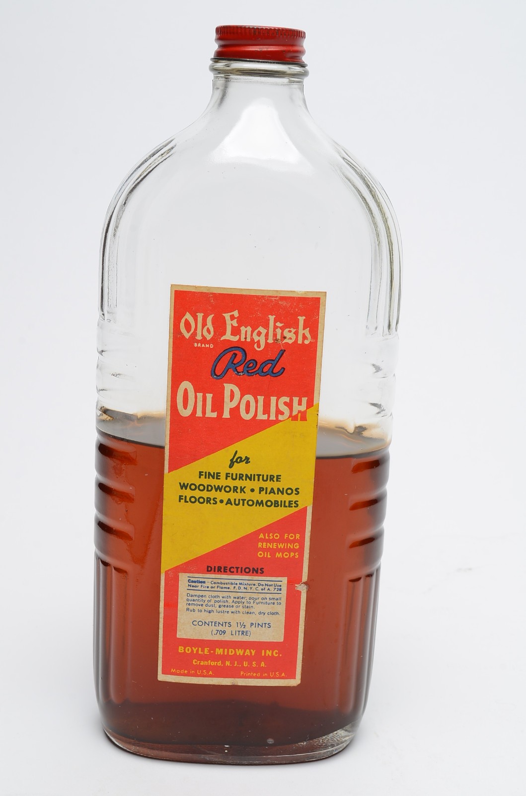 Old English Red Oil Polish Vintage Glass Bottle Approx 50% Full 1.5 Pint READ