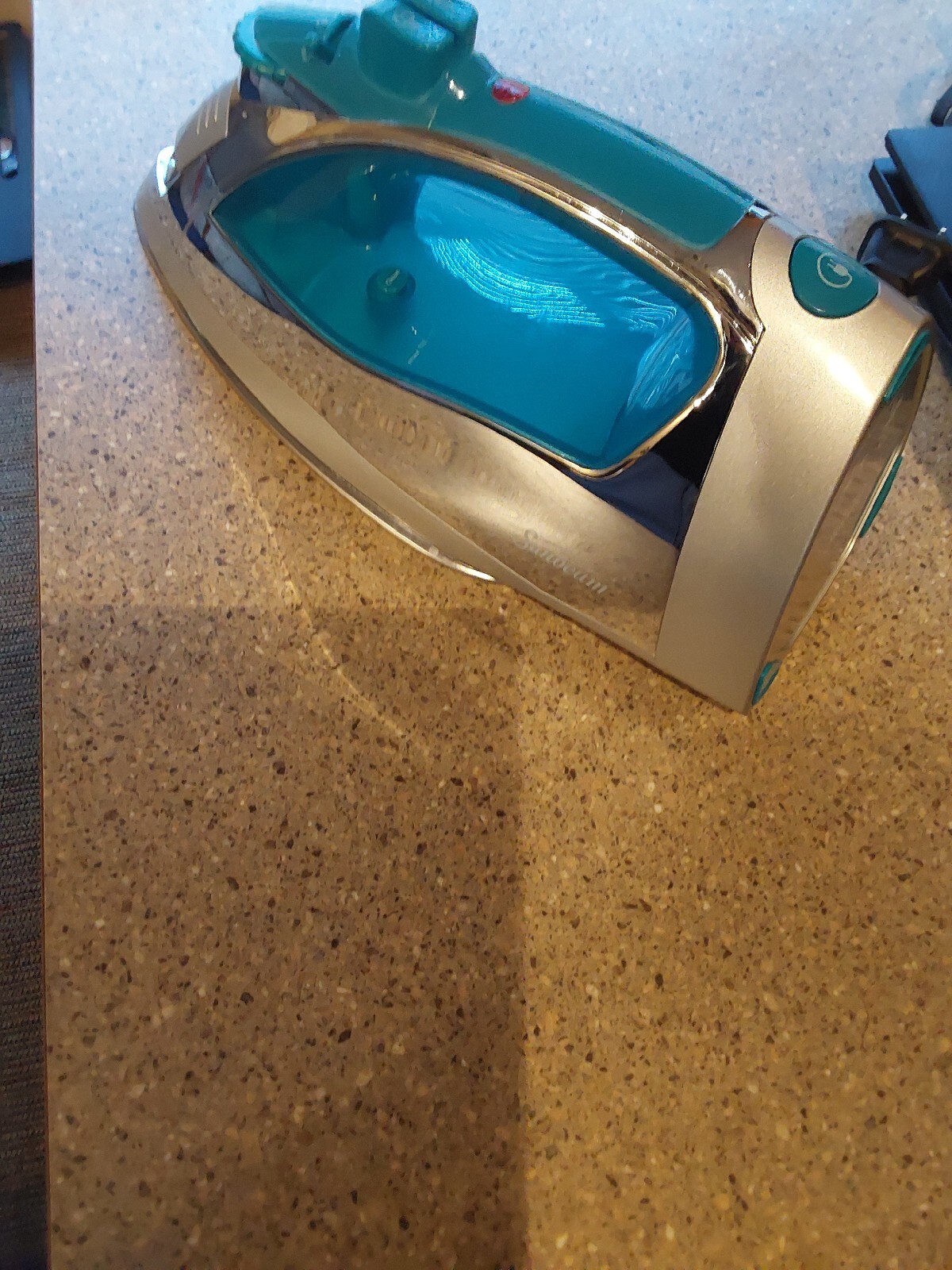 Sunbeam Steam Master Iron 1400 Watts