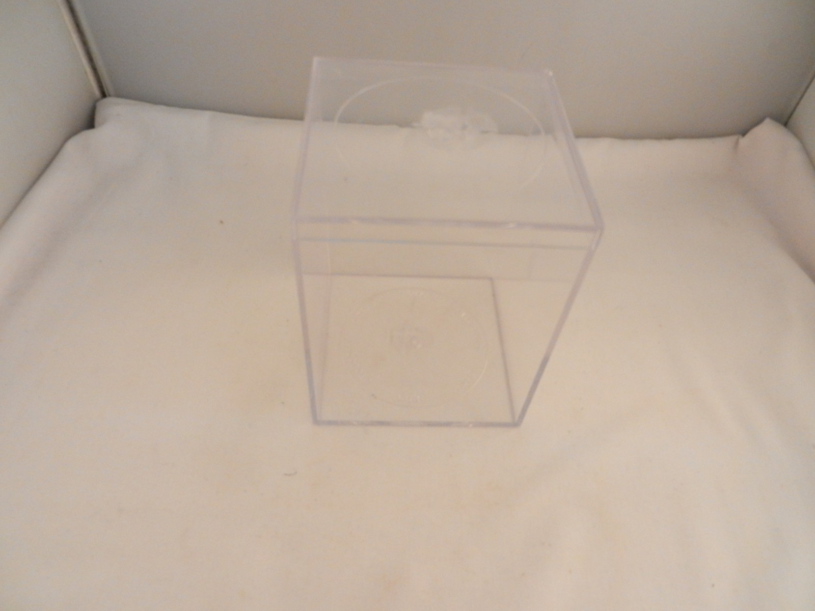AMAC PLASTIC PRODUCTS STORAGE CONTAINER “NEW” – 4 1/2 x 3 1/2″ x 3 1/2″