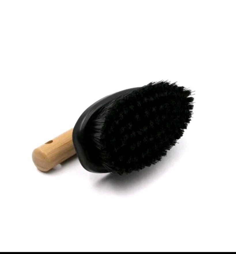 Target Bullseye’s Playground Handle Scrub Brush (NEW WITH TAG)