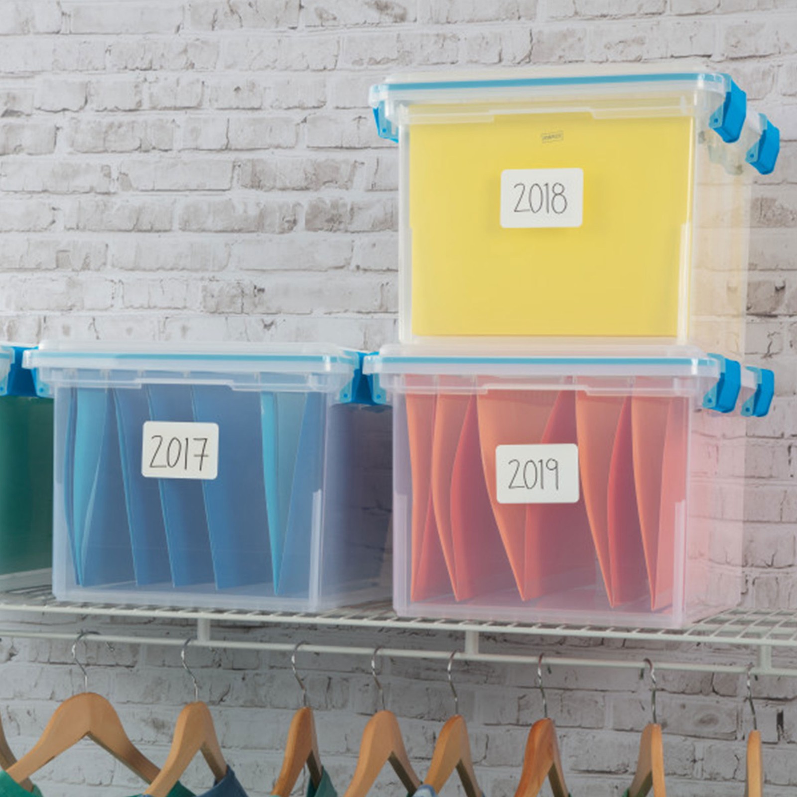 Sterilite Large 32 Qt Home Storage Container Tote with Latching Lids, (4 Pack)