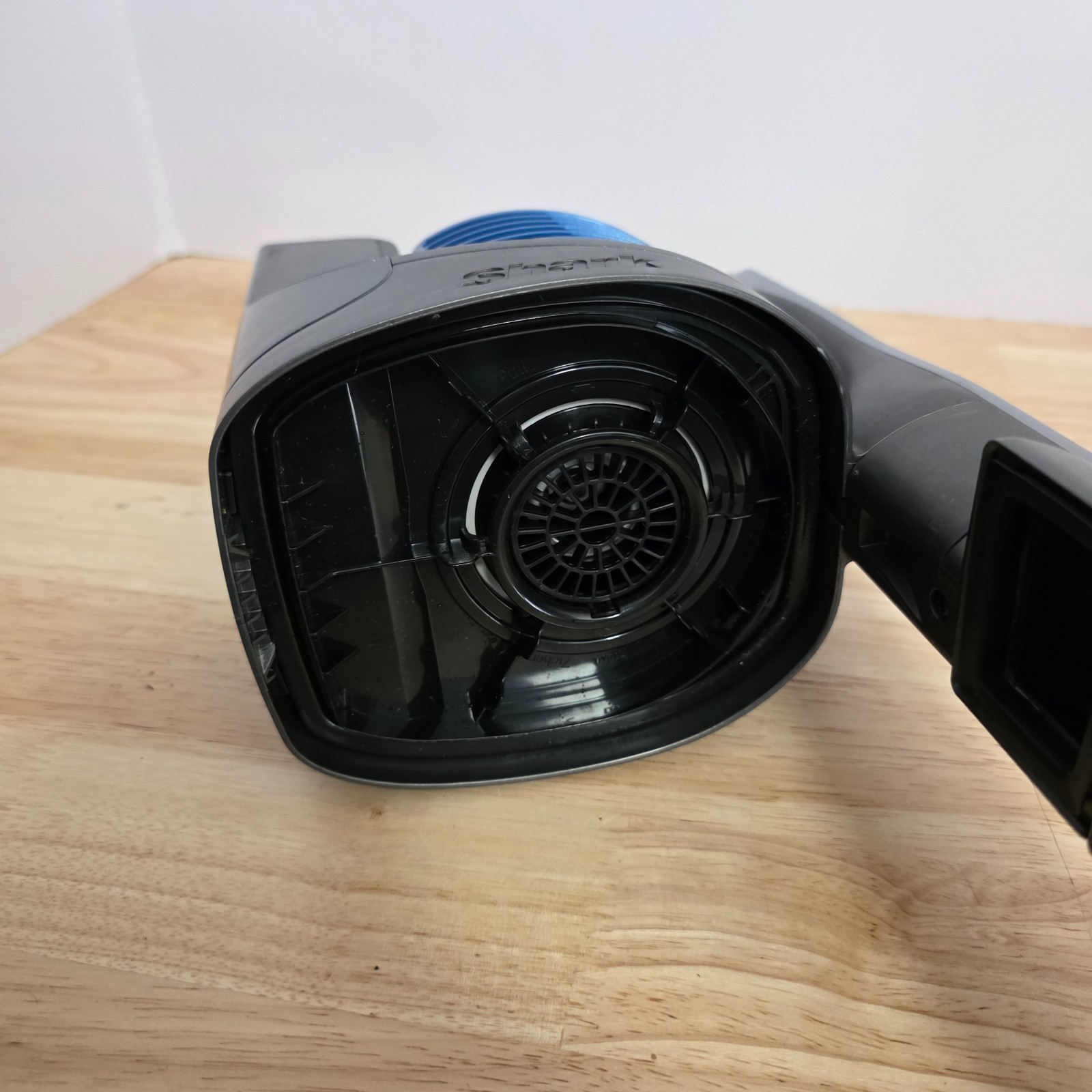 Shark Motor/Chassis Rocket Cordless IX140H Vacuums Works