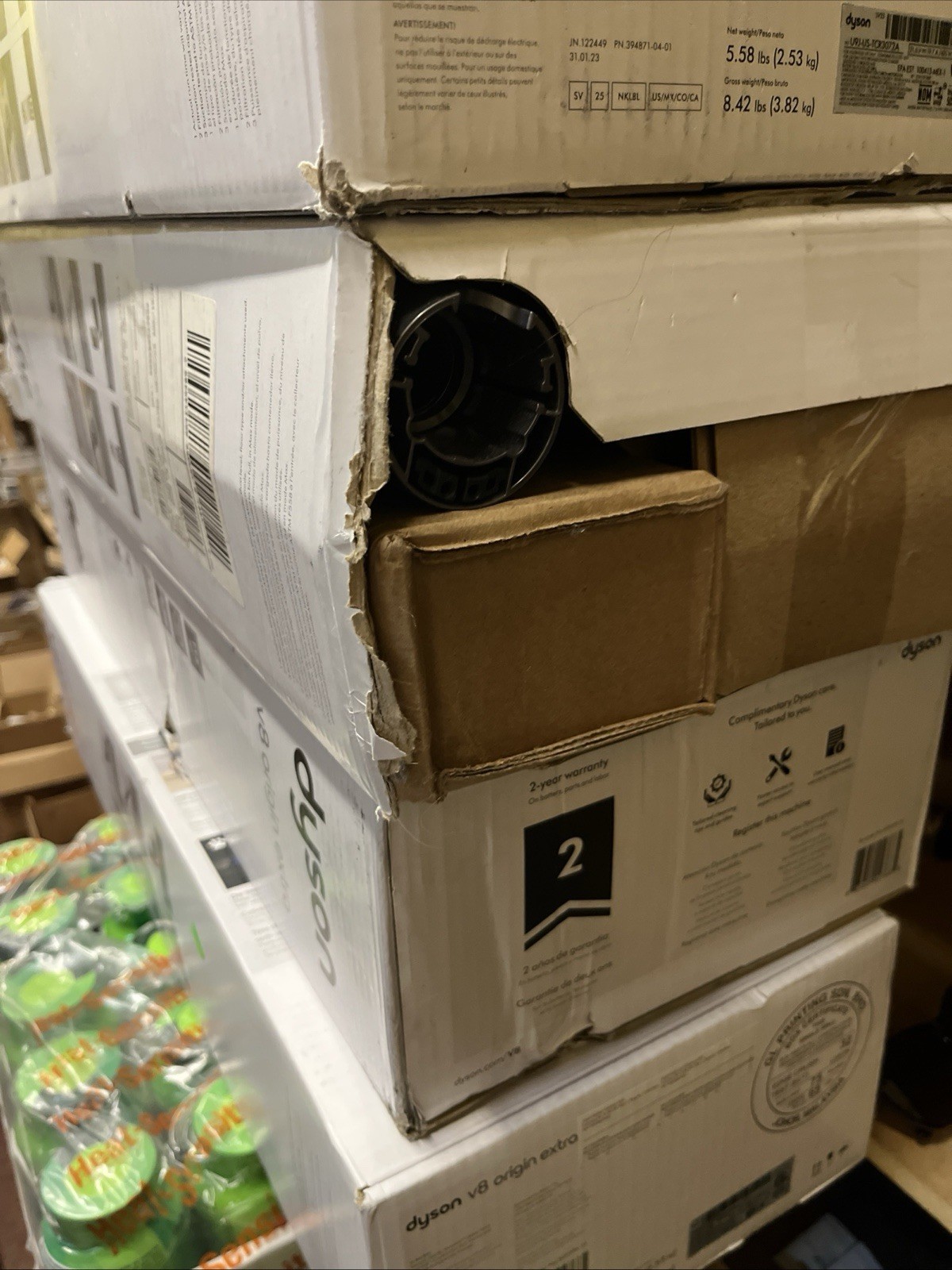 Dyson V8 Cordless Stick Vacuum SV25 #400494-01 Damaged Box