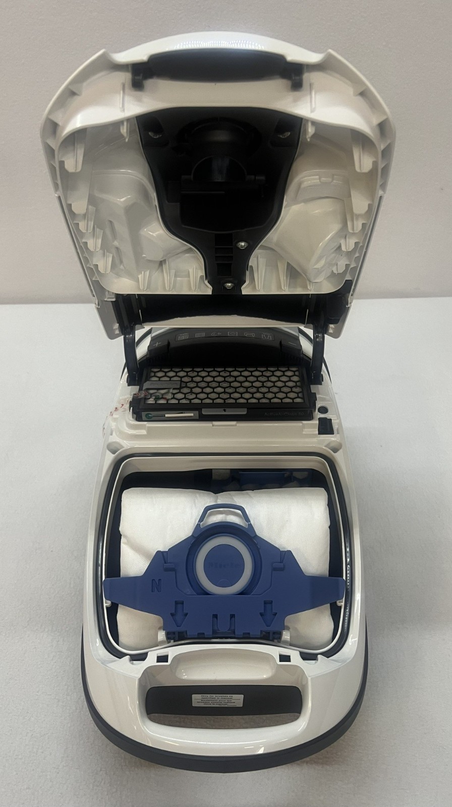 Miele Complete C3 SGEE0 Cat & Dog PowerLine Vacuum, Lotus White, Lightly Used