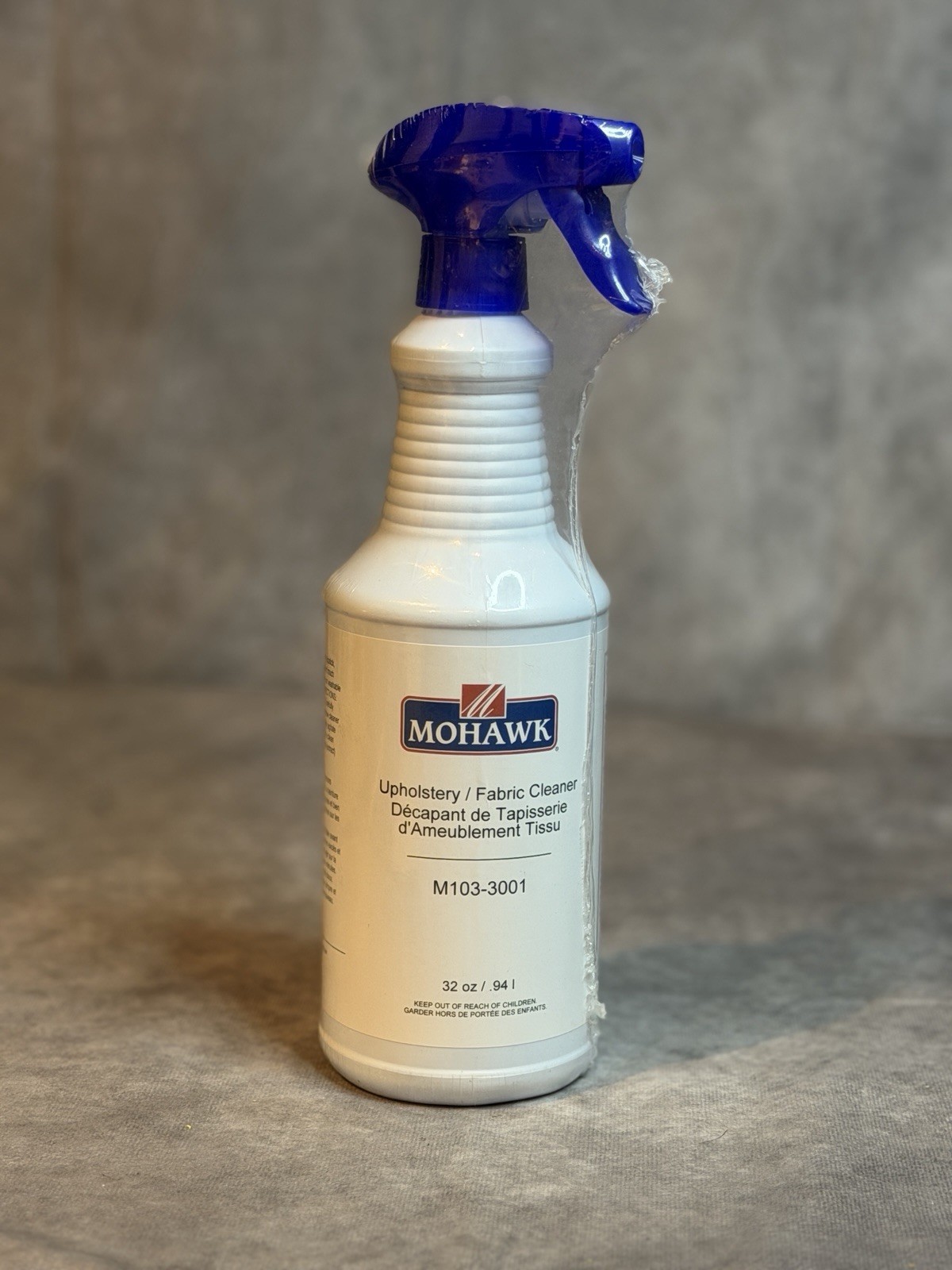 “MOHAWK” Upholstery/Fabric Cleaner, 32-oz Bottle, M103-3001. “NEW SEALED”