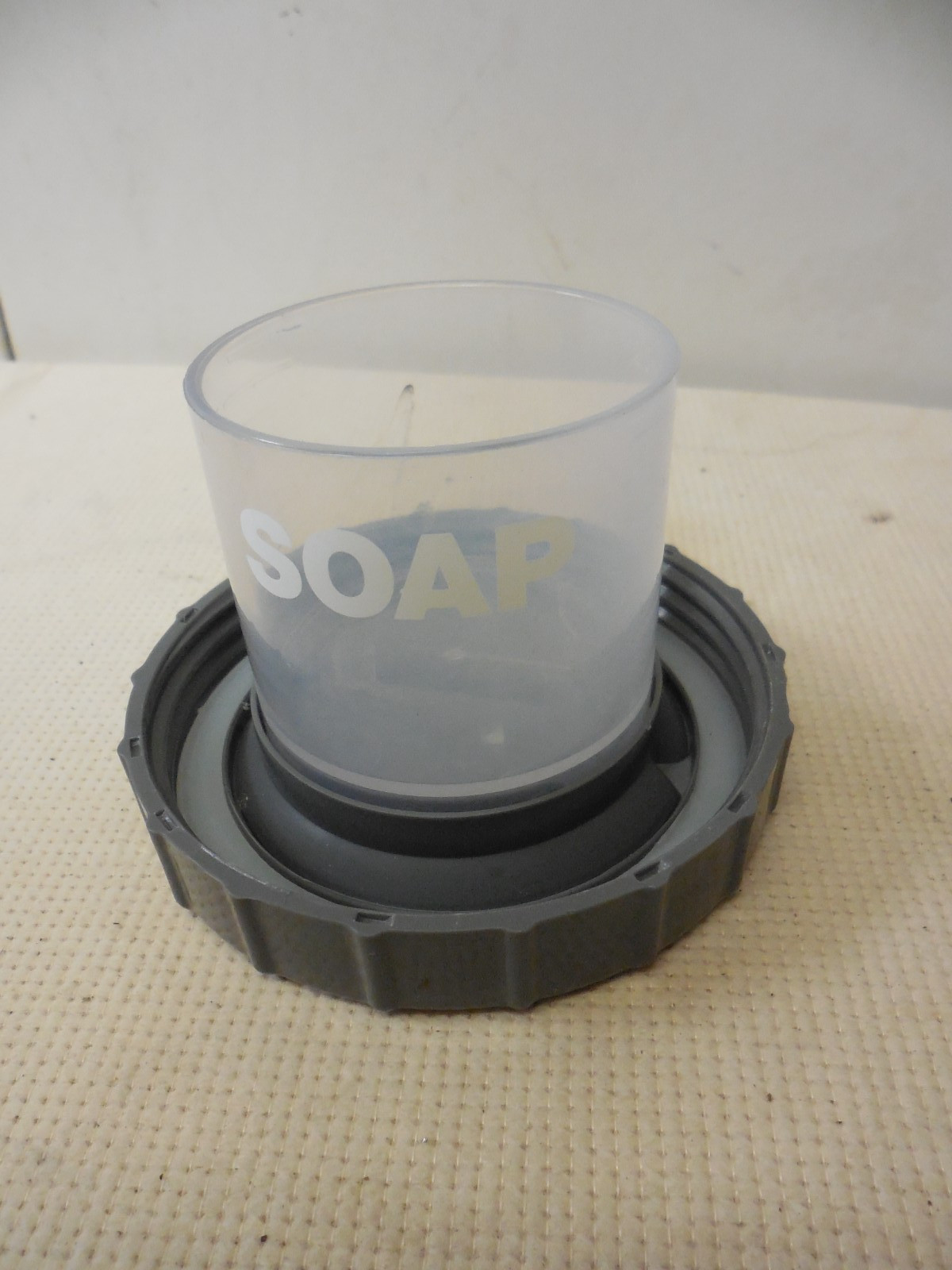 rug doctor carpet cleaner clean water tank soap measure cap DCC-1