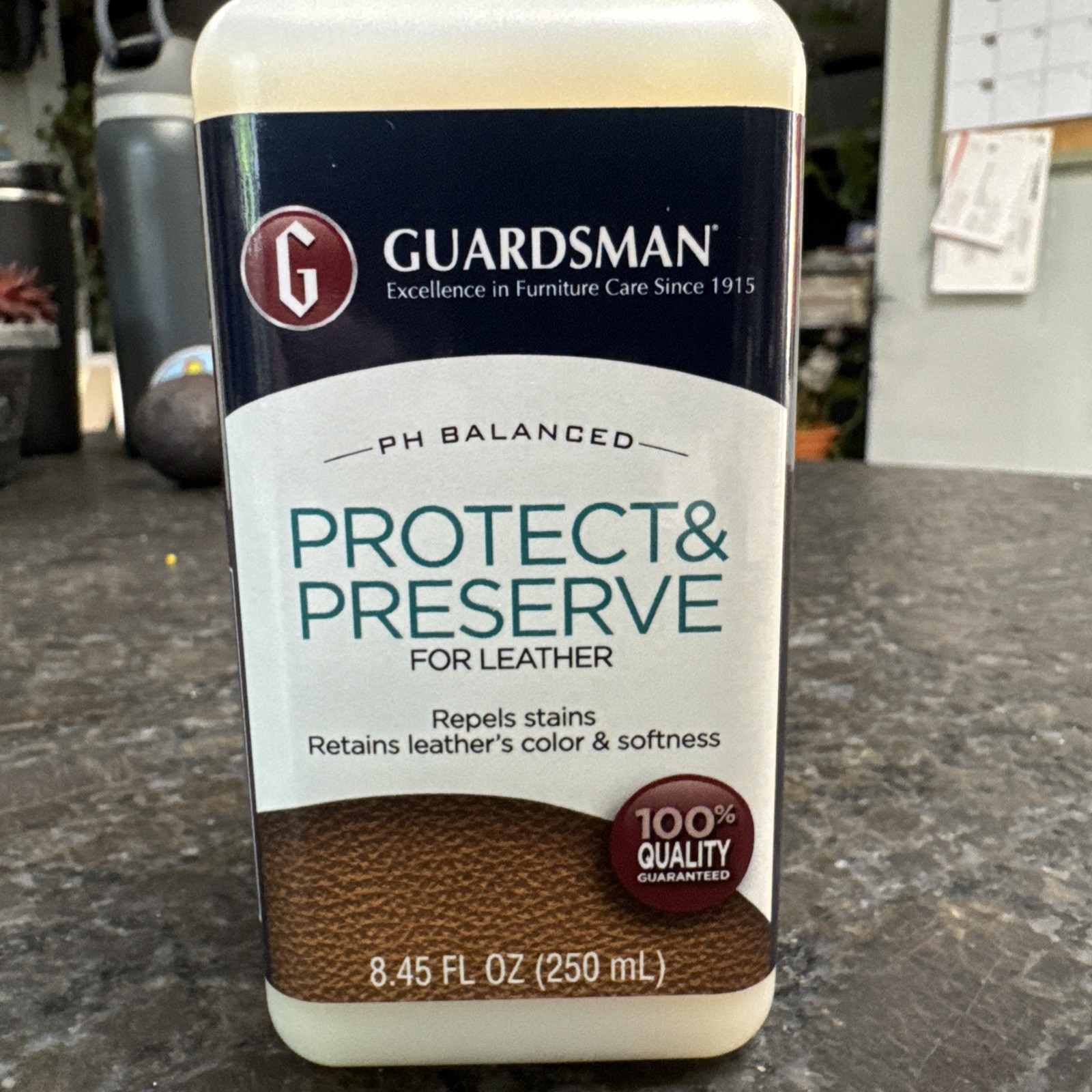 Guardsman 8.45 Oz. Leather Care Protect & Preserve 471000 Guardsman 471000