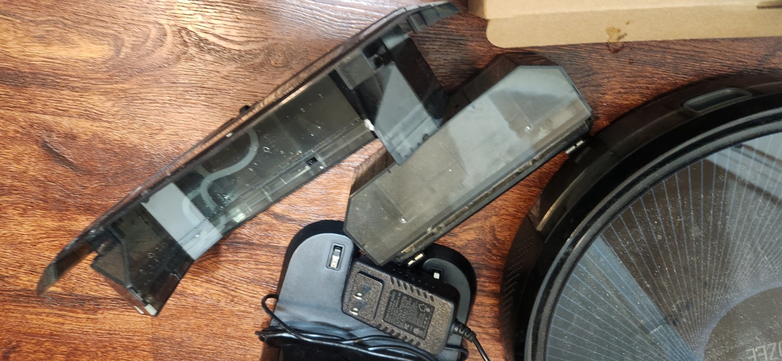 Robot Vacuum and Mops Cleaner Z50 – 3000Pa Suction, Wi-Fi App, Alexa Comp.