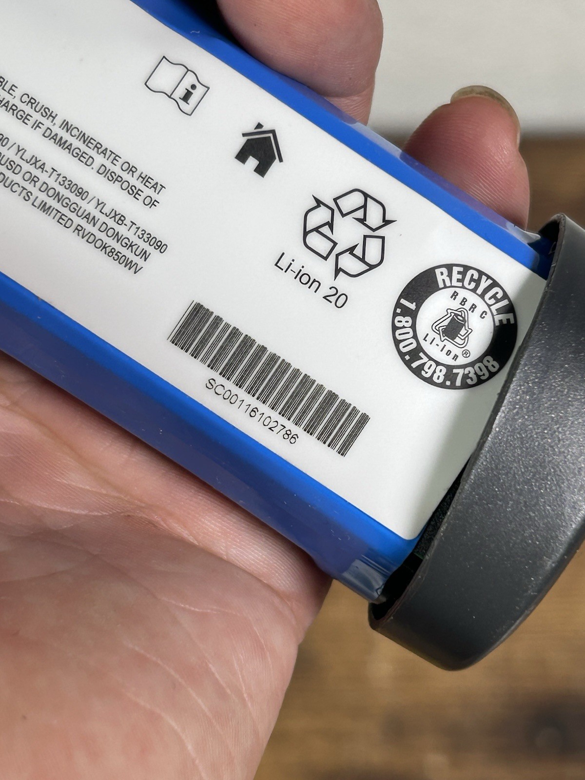 Shark Lithium-Ion Battery WANDVAC WV201 WV200 WV205 WV220 OEM ( HOLDS CHARGE)