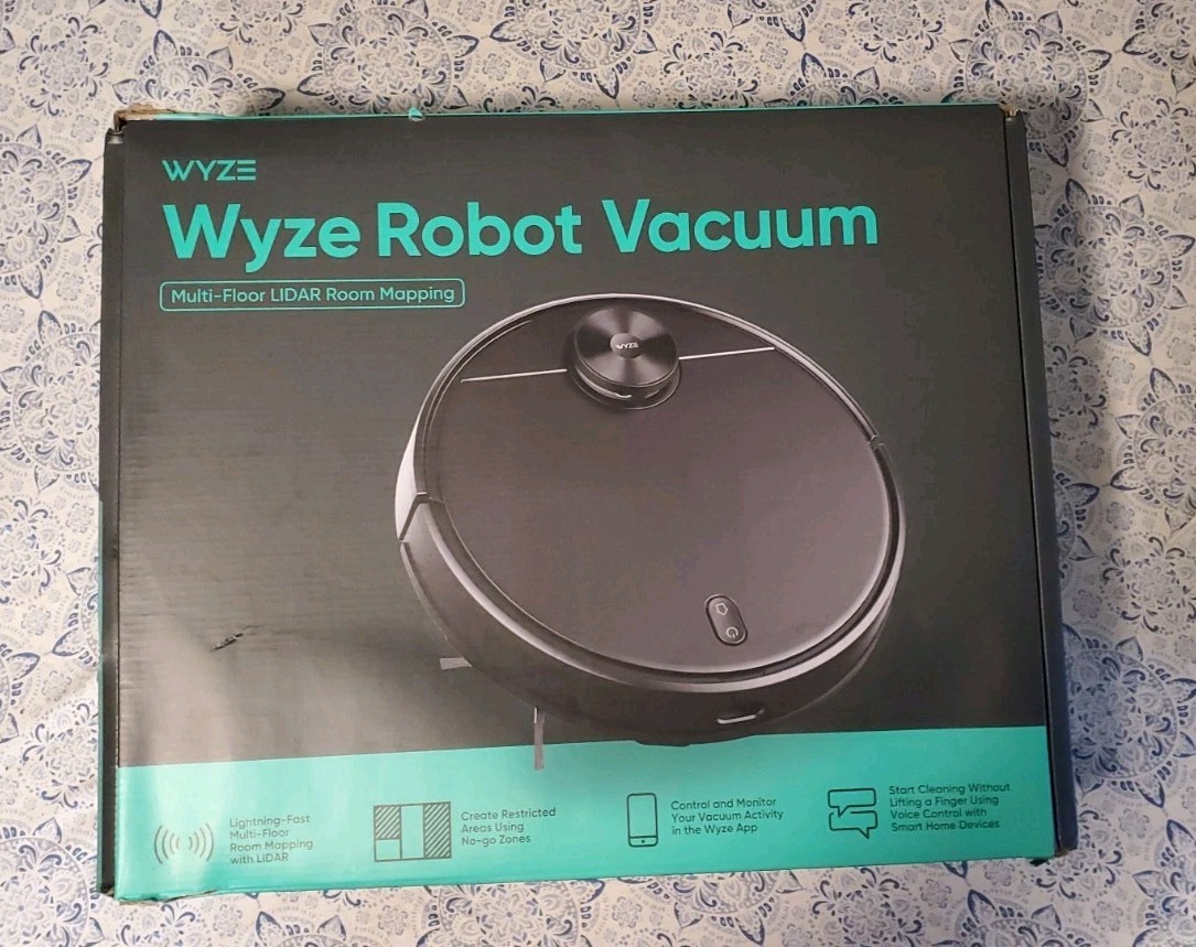 Wyze Robot Vacuum WVCR200S LiDAR Smart Vacuum w/ Charging Dock