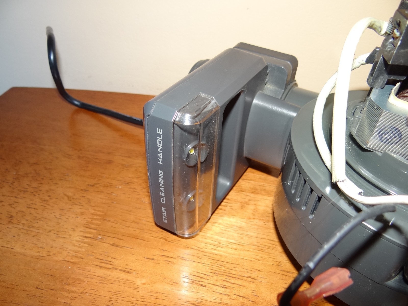 Hoover Platinum UH30010 Vacuum AMETEK Main 120V Motor 122156-00