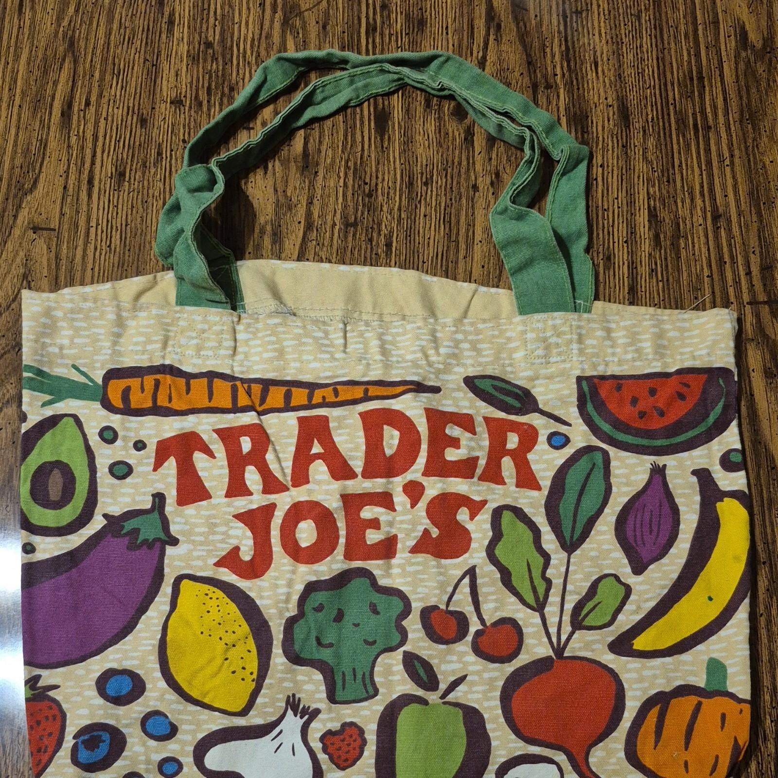 Trader Joe’s Foldable Reusable Shopping Bag Multicolor All-Over Produce Pattern