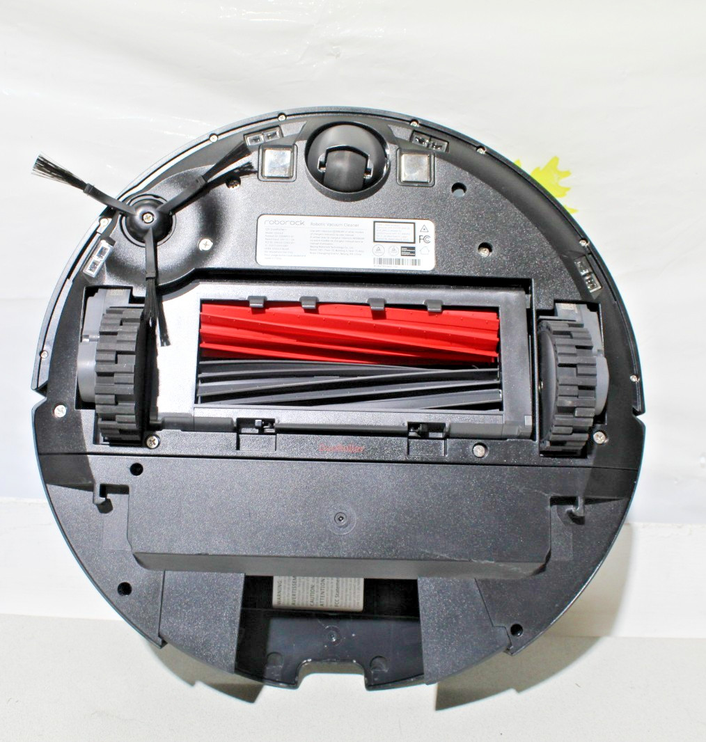 Roborock Qrevo Pro Cordless Robot Vacuum and Mop Black