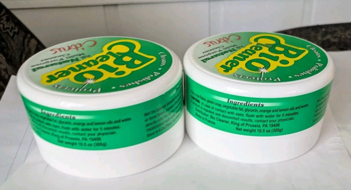 Bio Cleaner Set of (2) 10.5 oz Cleaning Clays with Sponges 1 Citrus 1 Original