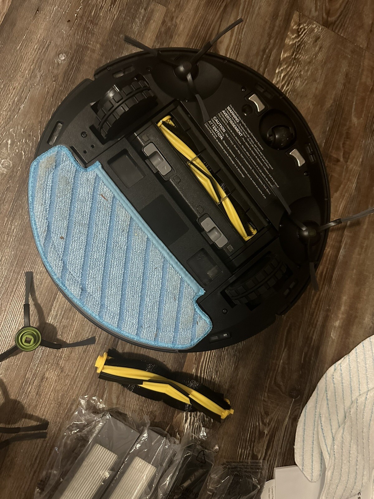 Ecovacs DEEBOT OZMO T8+ Robotic Vacuum Cleaner 2-1 Mop &Vacuum Robot. NO CHARGER