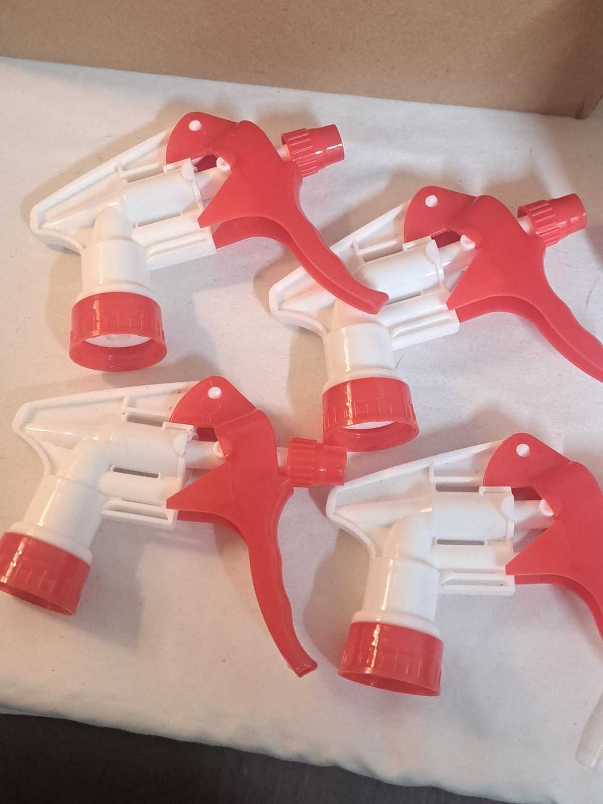 7 Pack 16oz Spray Bottles Empty Plastic Cleaner Bottles Red White Set