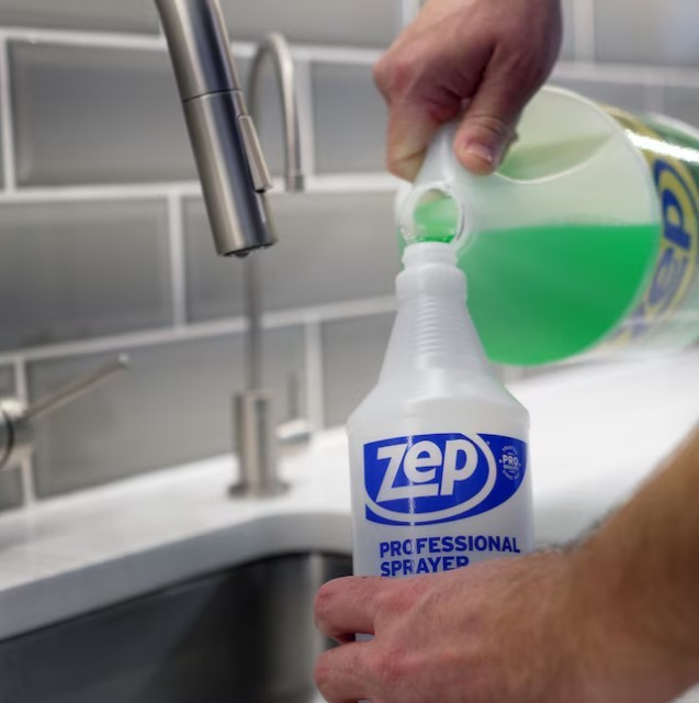 Zep 32-oz Plastic Professional Spray Bottle Spray trigger only