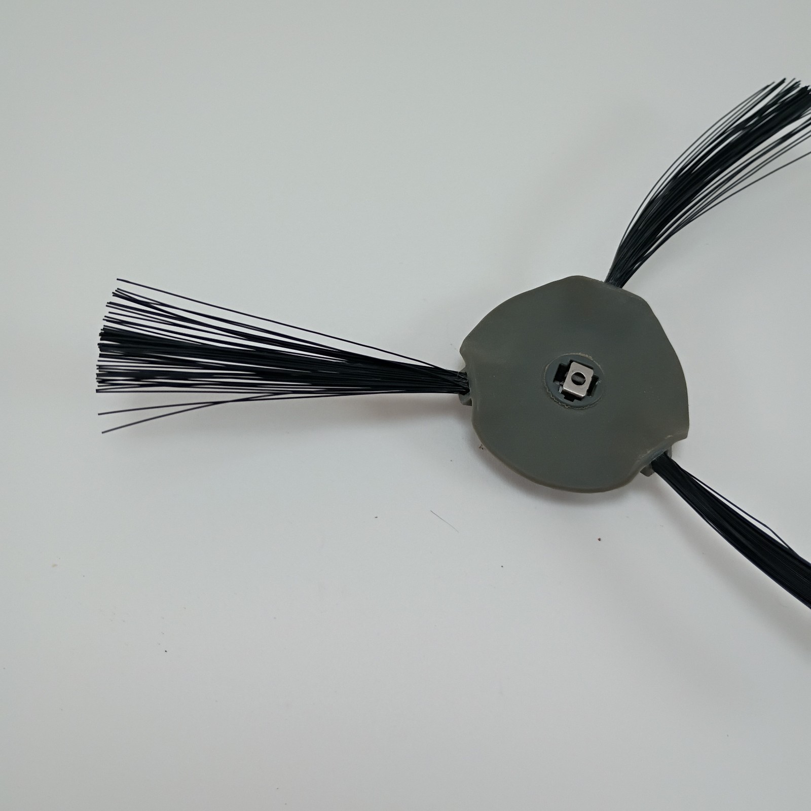 Shark MATRIX Robot Vacuum UR2360EEUS Side Brush 3-arm Spinning REPLACEMENT PART