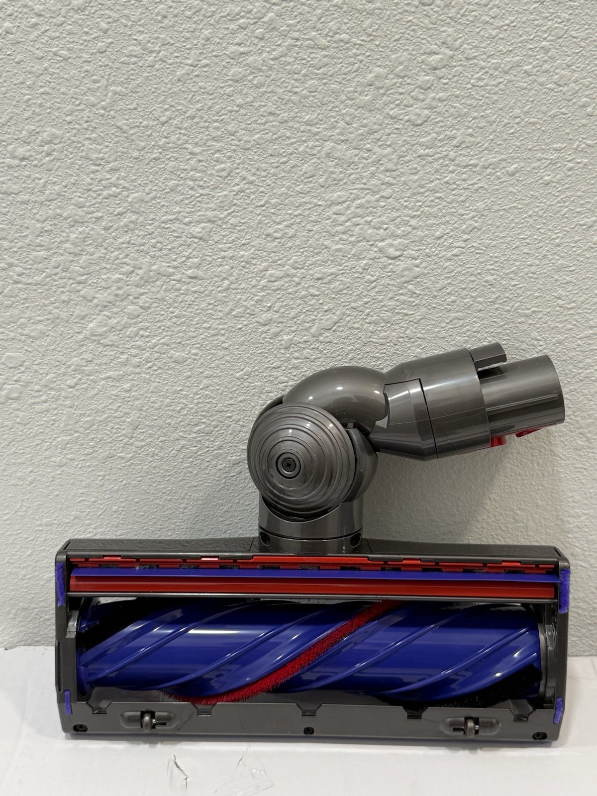 Dyson V8 Cordless Stick Vacuum SV25 #400494-01