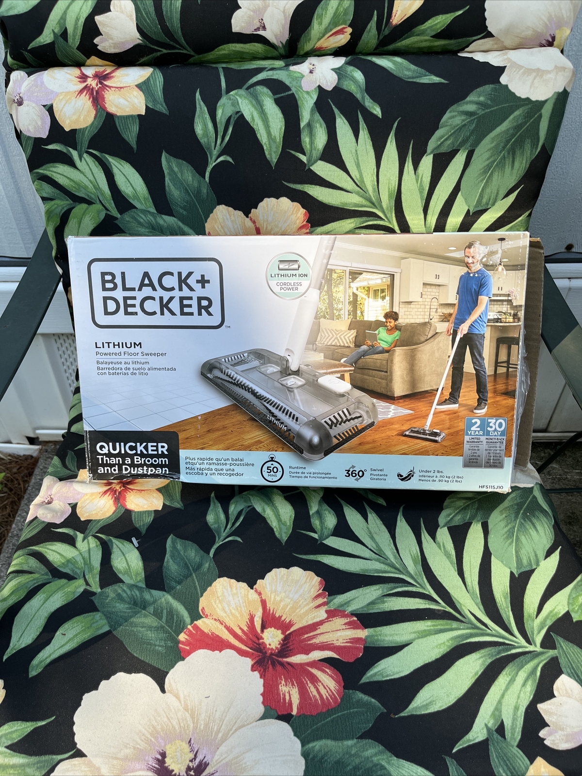BLACK+DECKER Floor Sweeper, 50 Minutes Runtime, Powder White (HFS115J10)