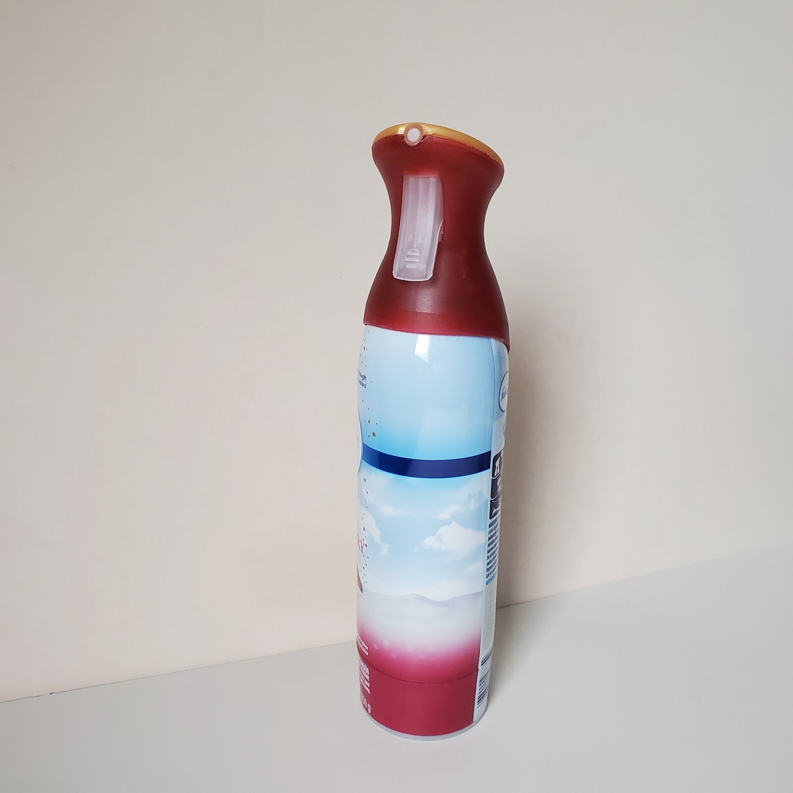 Lot Of 2 Febreze Air Refreshener Fresh Twist Cranberry Spray 8.8oz (250 ml) Each