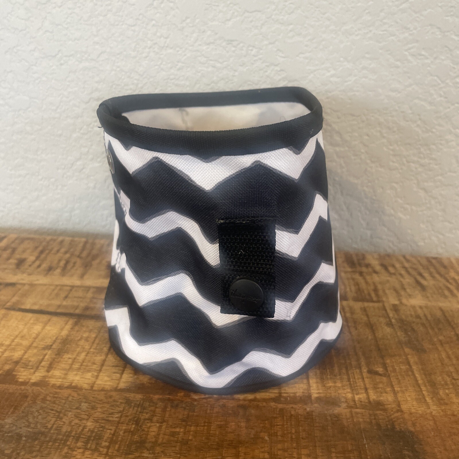 Thirty One 31 OH-SNAP BIN in BLACK CHEVRON organizing storage retired print