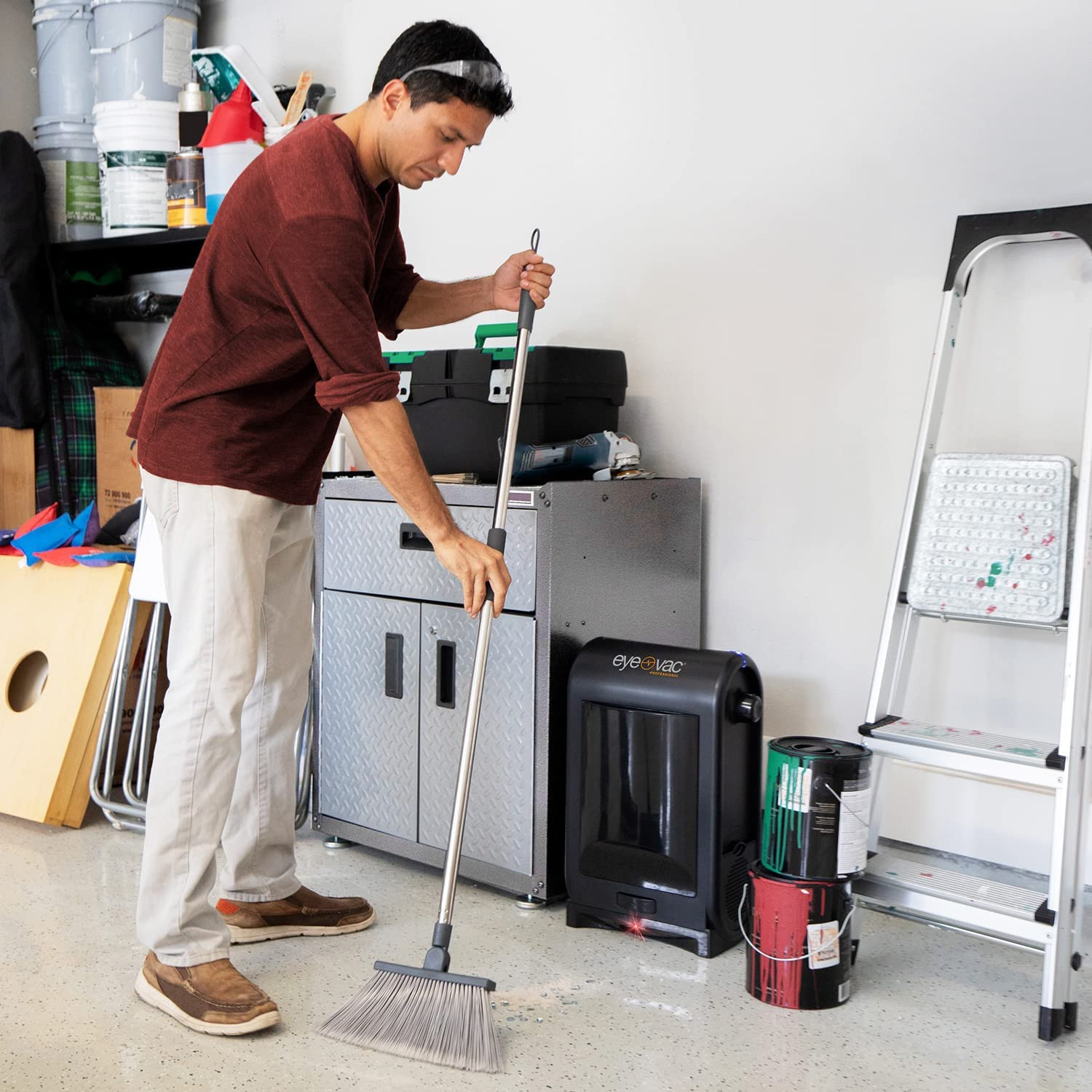 Eyevac PRO Touchless Vacuum – 1400 Watts Professional Vacuum with Active Infrare
