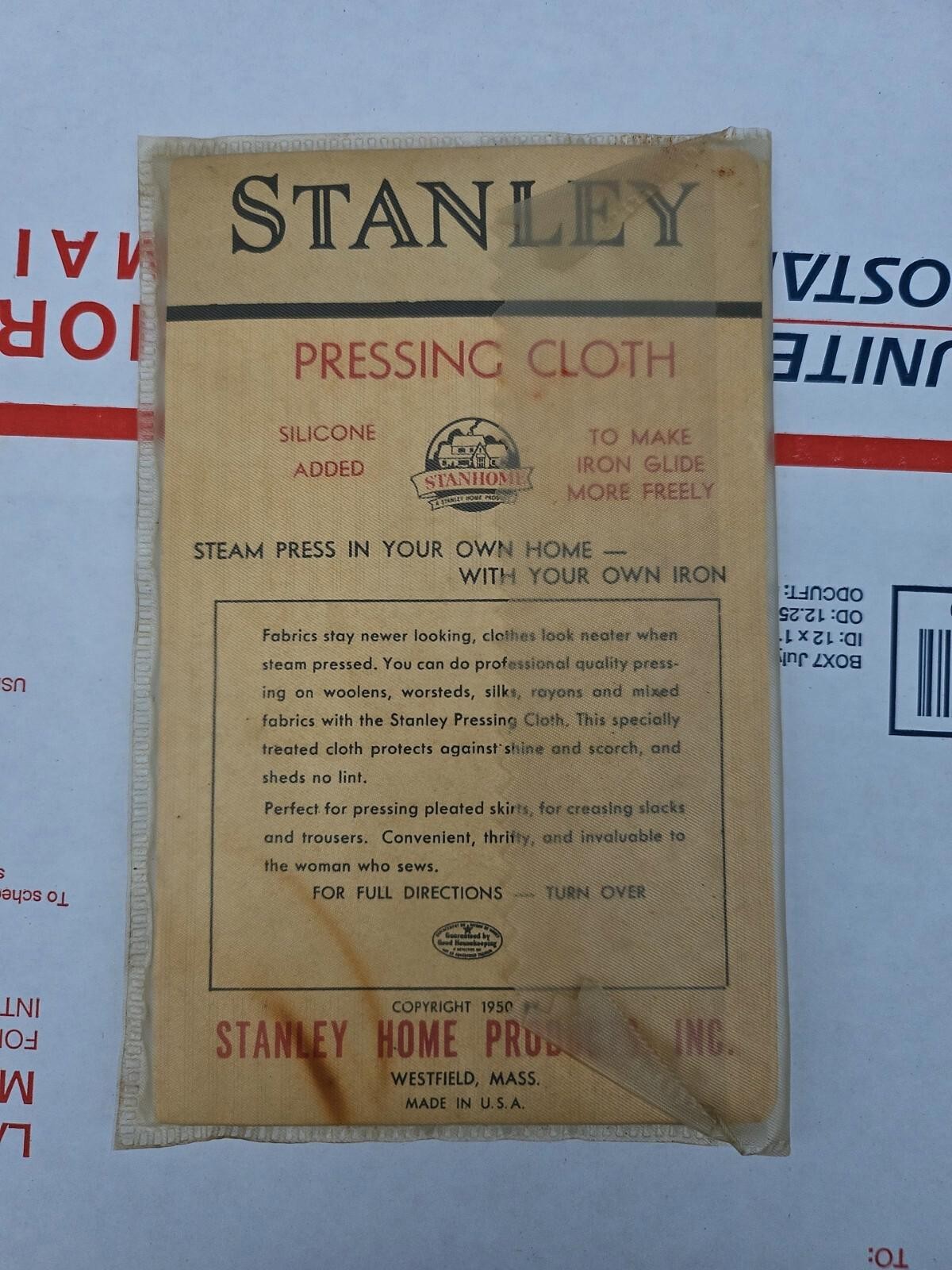 1950 *Unused* Stanley Home Products, Inc. Pressing Cloth Trl7#67