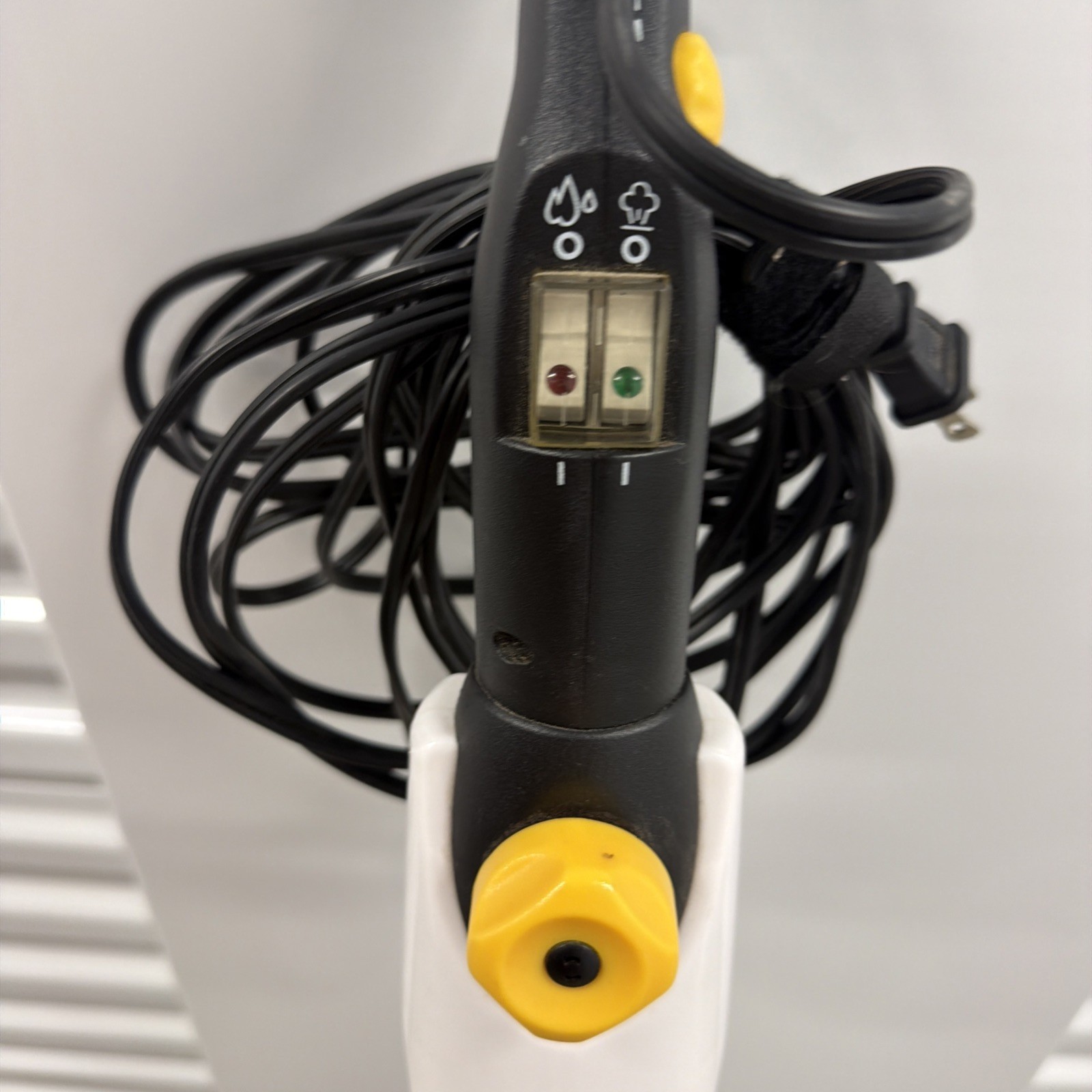 Oreck Steam-It Multi-Purpose Steam Mop STEAM100LRH Hard Floor Cleaner *