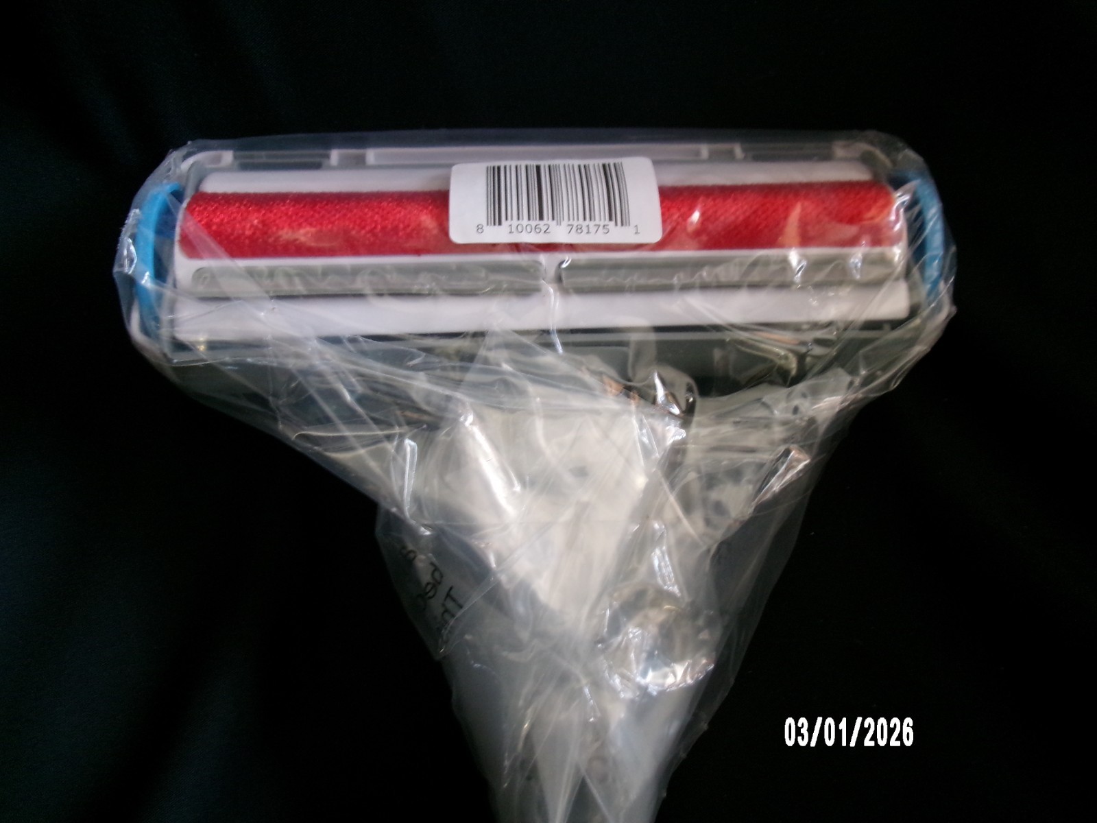 NEW Triton Pet Hair Remover w/Fur Trapping Compartment Easy to Use Pet Hair