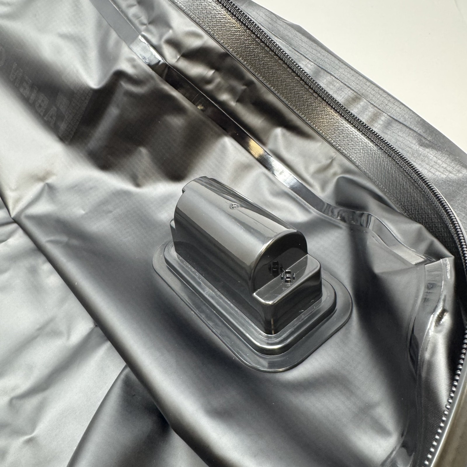40L Travel Vacuum Bag Built-in Electric Air Pump Compression Bag