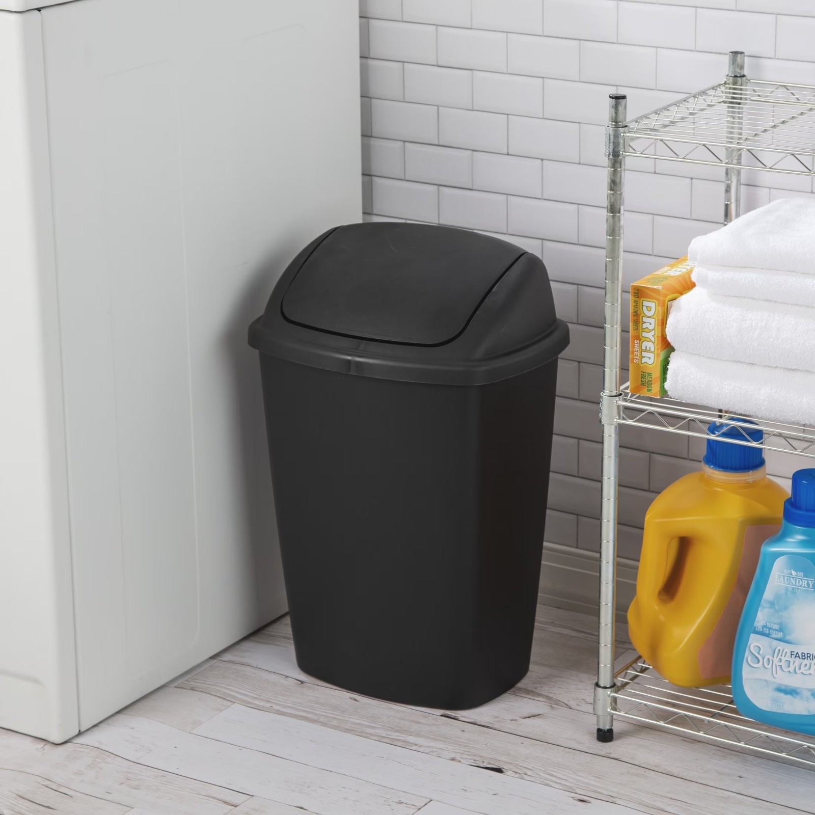 Kitchen Trash Can, 7.5 Gallon Plastic Garbage Bin with Swing Top Lid, Black