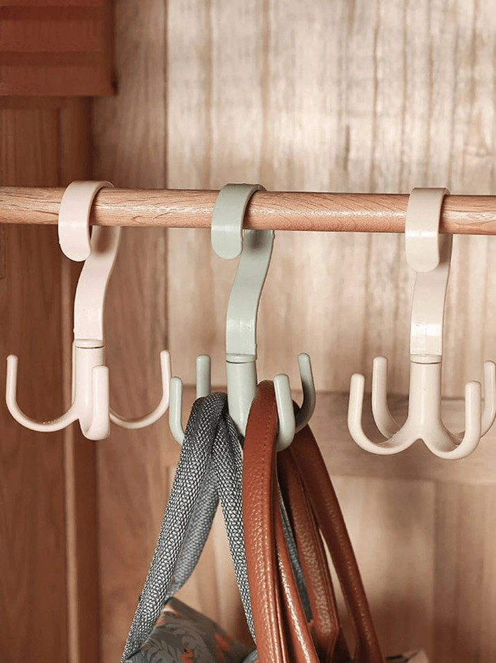 360° Rotating Hook Hanger for Hats, Bags, Scarves – Random Color