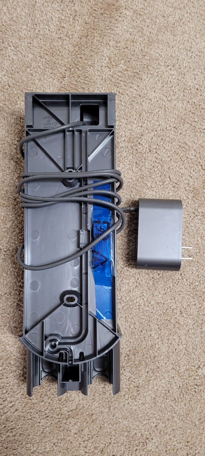 OEM Dyson Power Charger 205720-02 for V6 V7 V8 Animal DC58 W/ Wall Mount. Works.