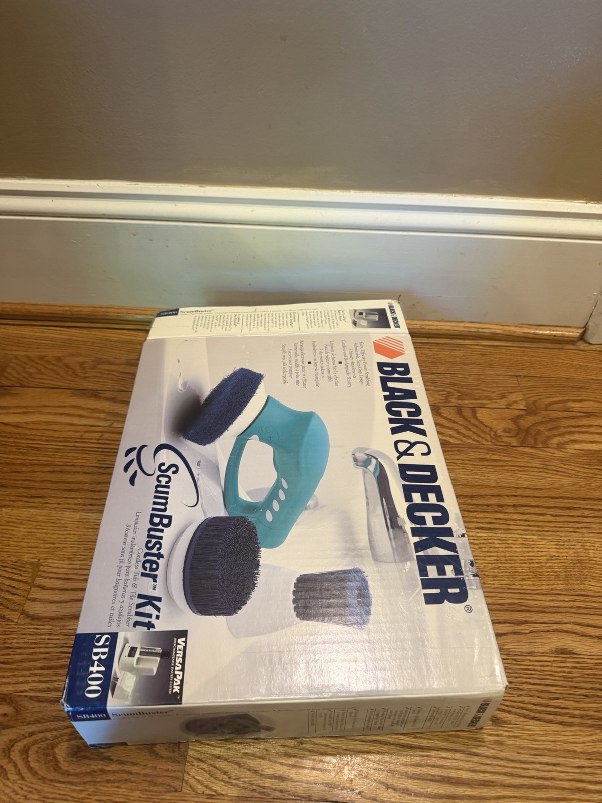 Black and Decker Scum Buster Kit SB400 w/Accessories ScumBuster NEW Open Box