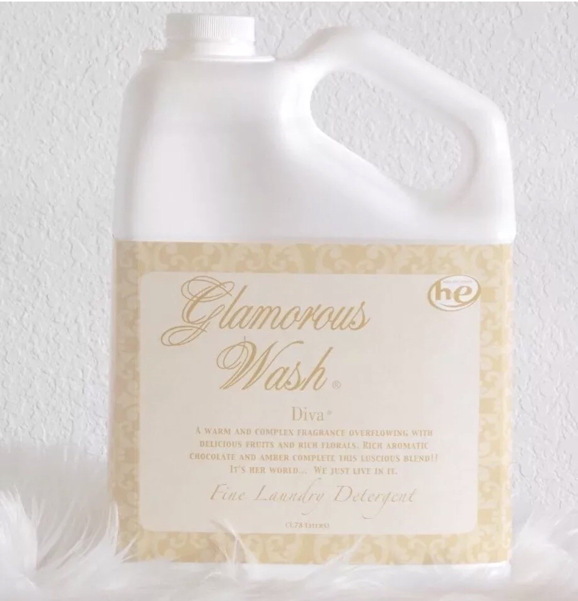 DIVA GLAMOROUS GLAM WASH 1 GALLON TYLER CANDLE FINE LAUNDRY DETERGENT SEALED