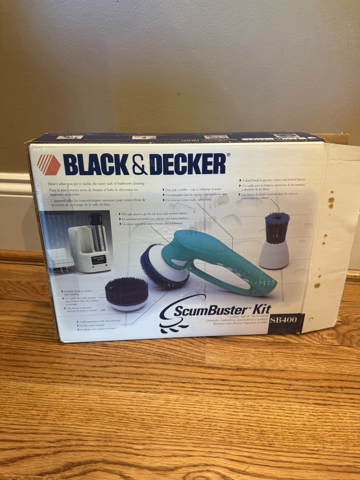Black and Decker Scum Buster Kit SB400 w/Accessories ScumBuster NEW Open Box
