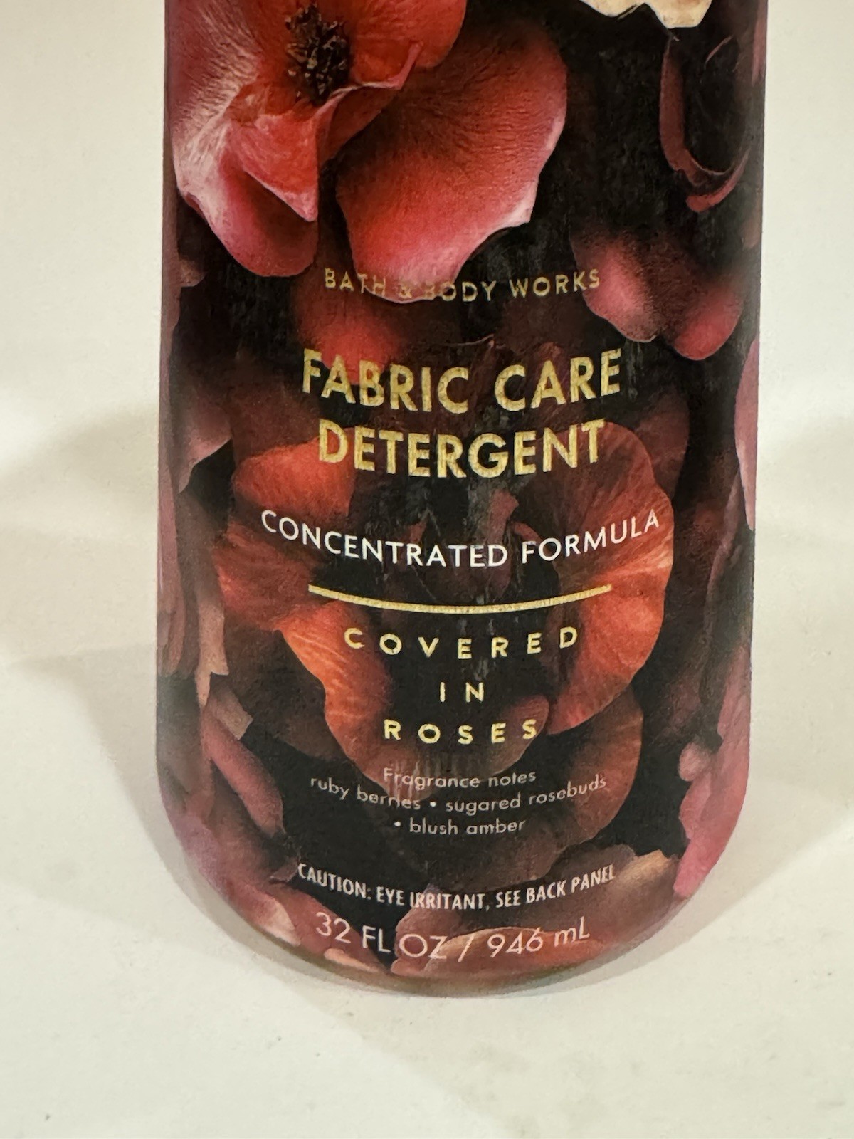Bath & Body Works Covered in Roses Detergent, Booster and 3 Wick Candle🌹