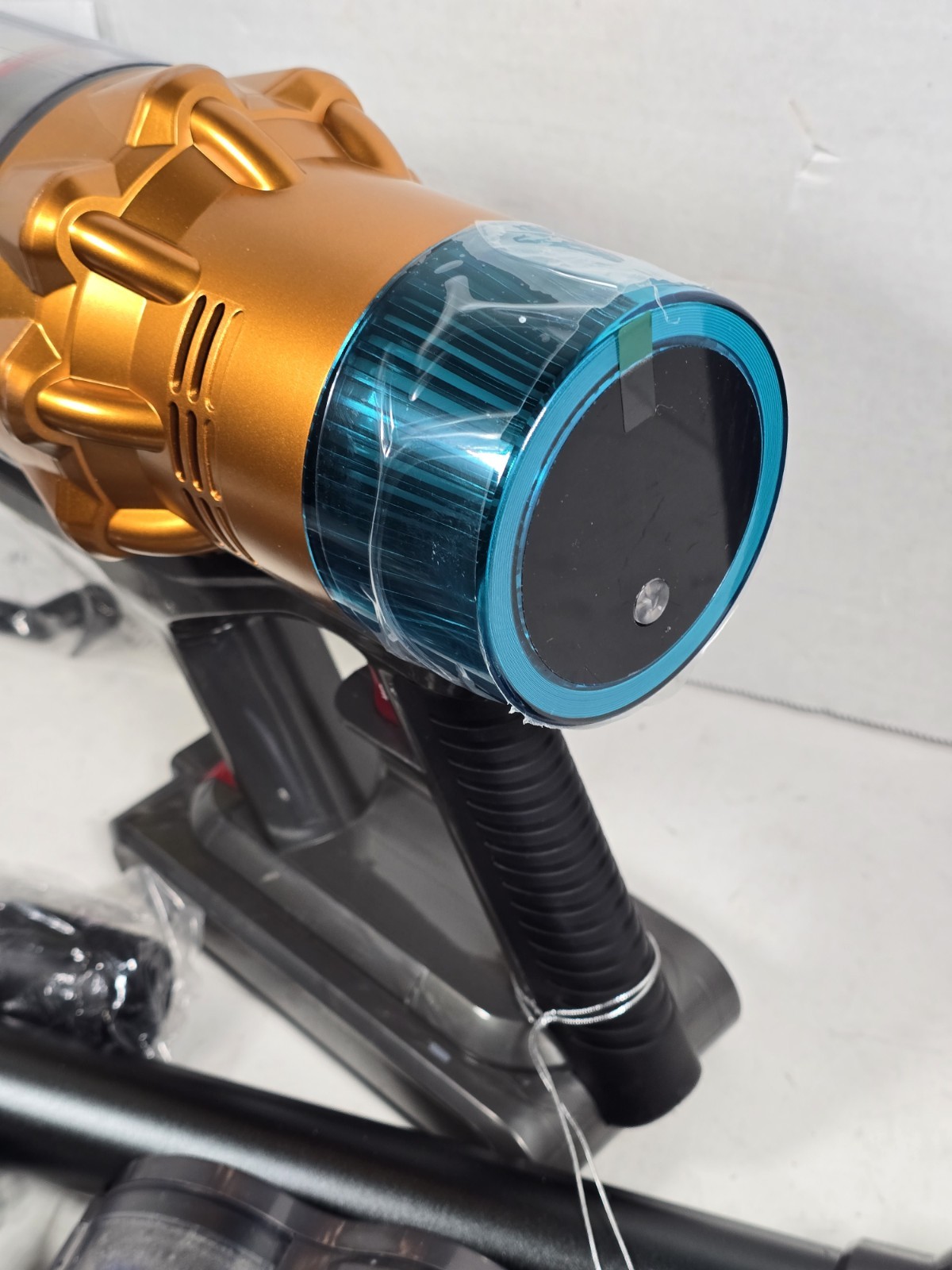 Cordless Stick Vacuum Cleaner 600W 48KPa 65Min Runtime Lightweight 8-in-1